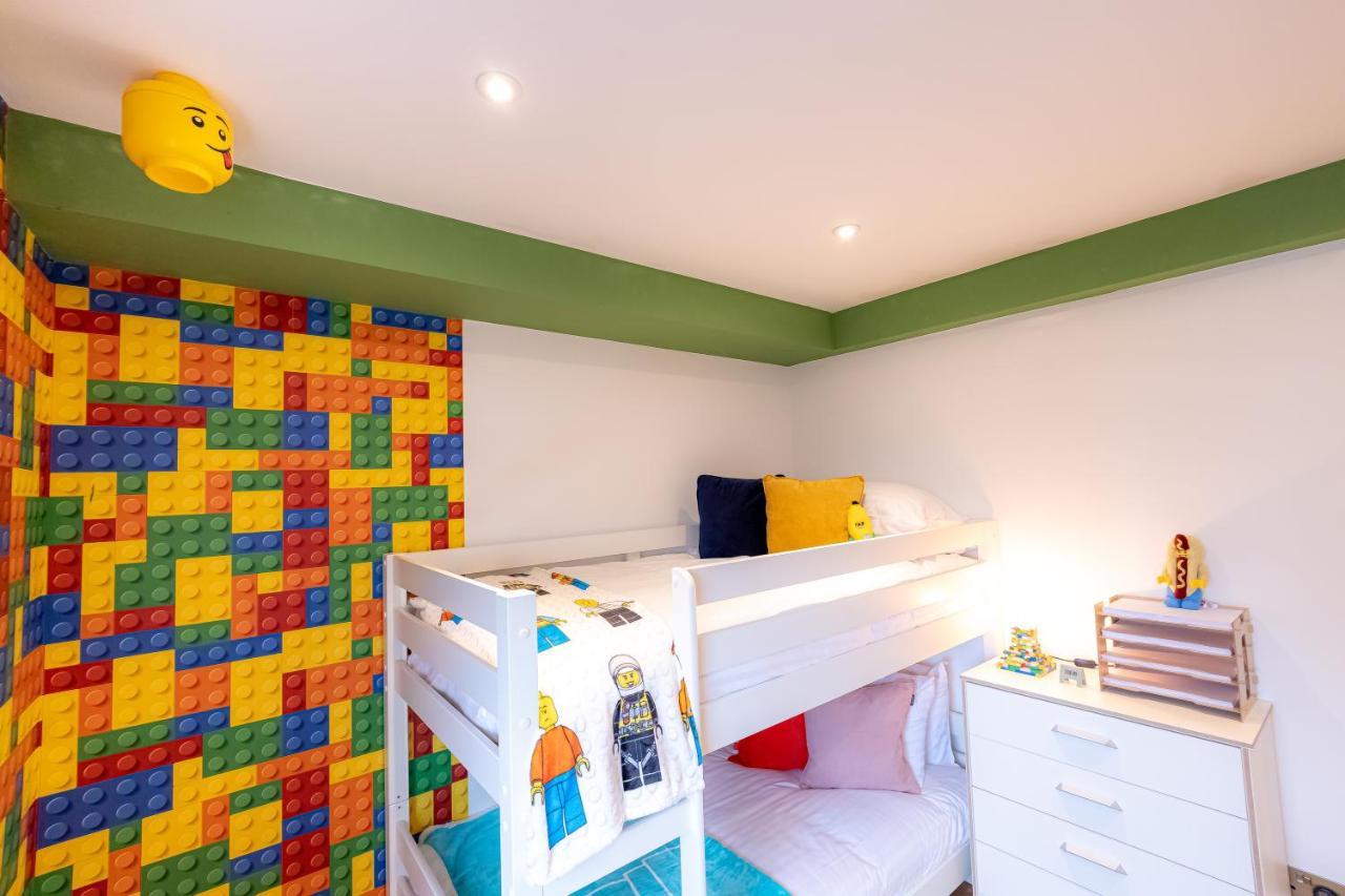 Two-Bedroom Legoland Windsor Resort By Belvilla スラウ エクステリア 写真